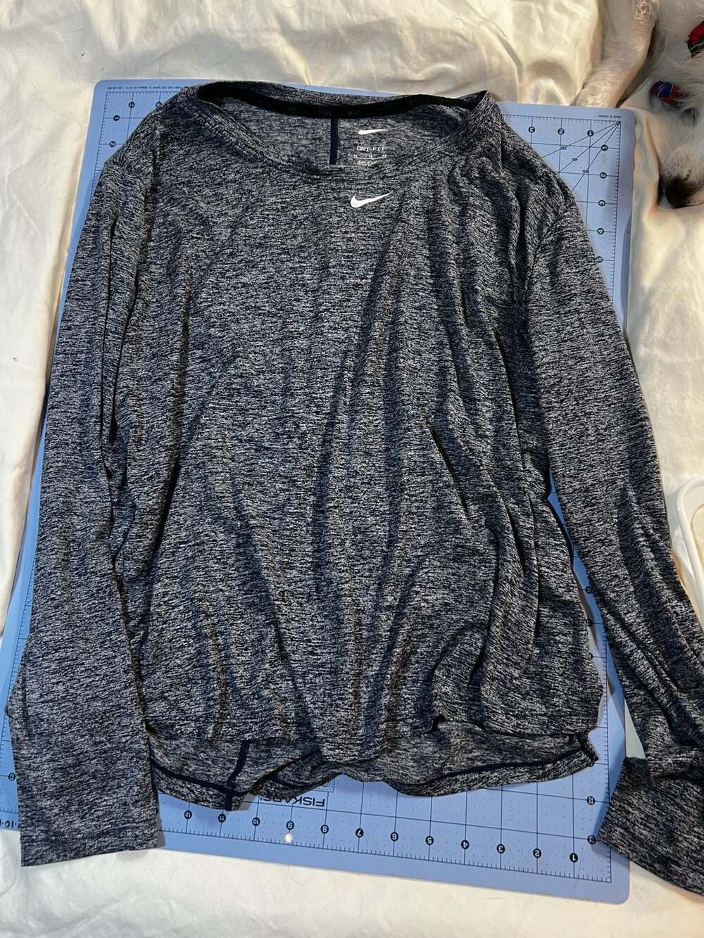 Nike Dri-Fit Women's Heathered Blue Long Sleeve Athletic Shirt